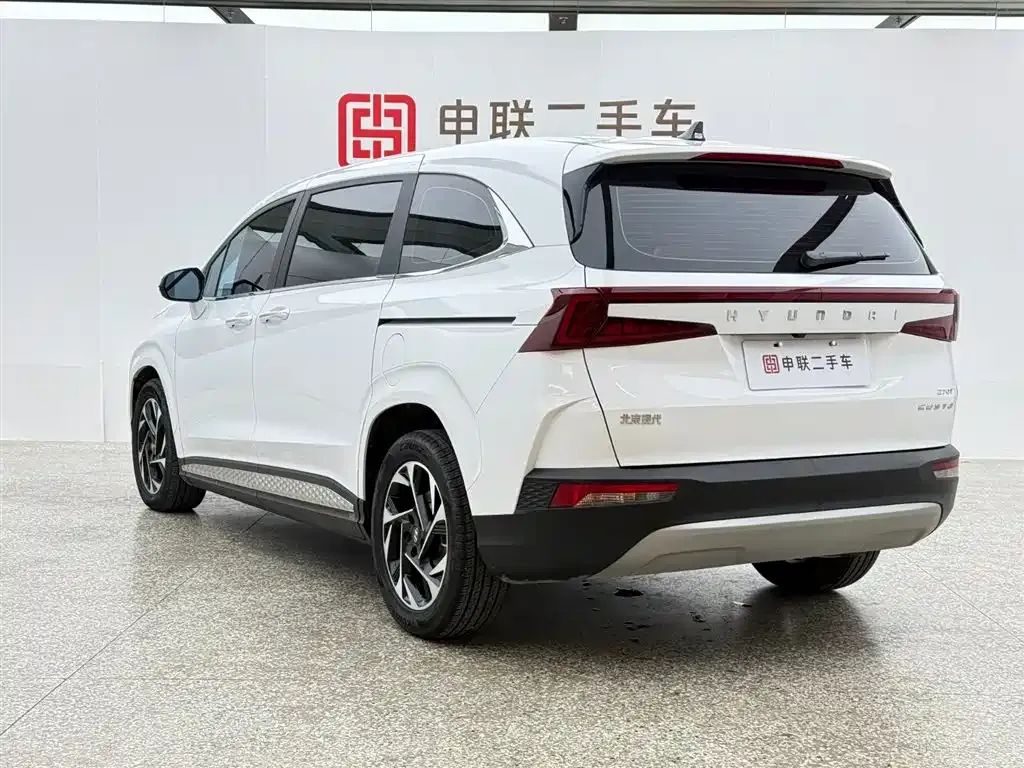 Hyundai Custo — фото 10