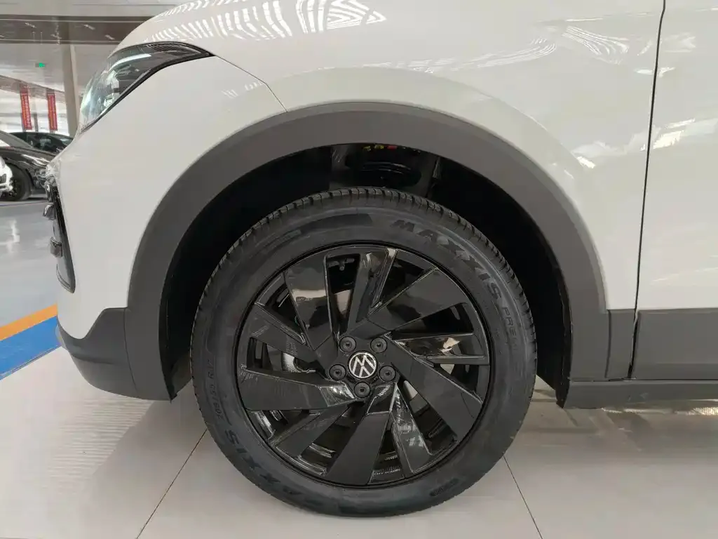 Volkswagen Tharu — фото 8
