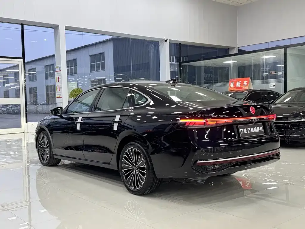 Volkswagen Passat — фото 4