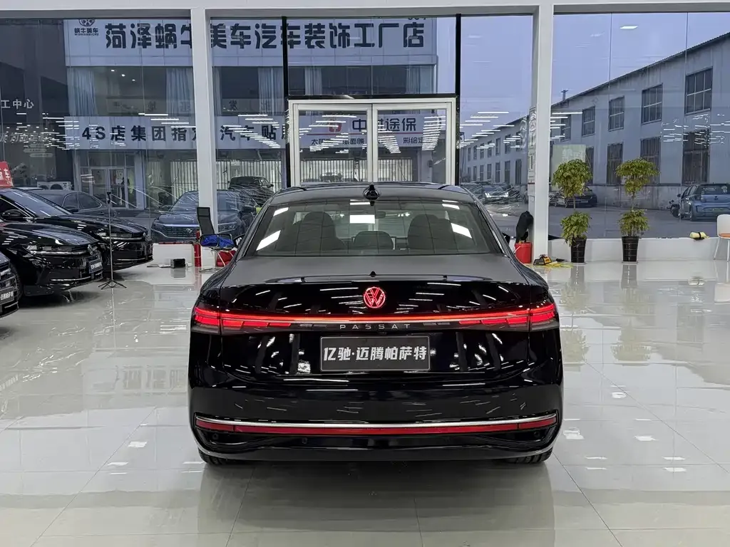 Volkswagen Passat — фото 7