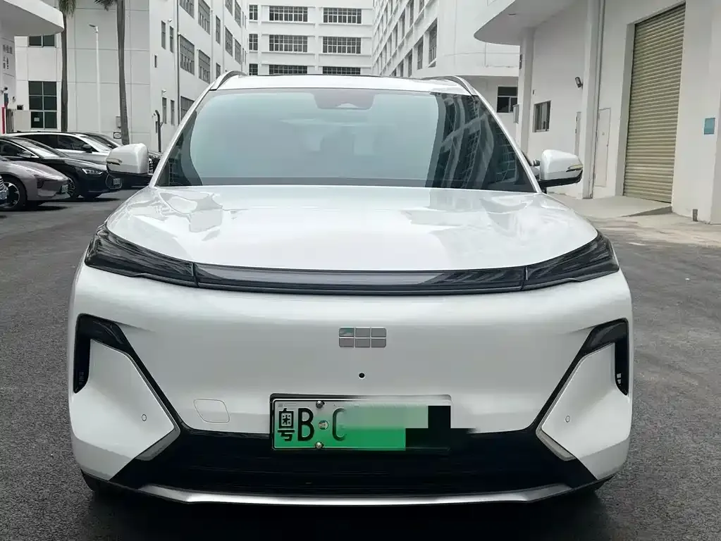 Geely 银河星舰7 — фото 8