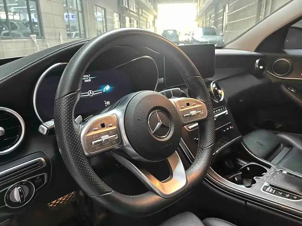 Mercedes-Benz C-Class — фото 9