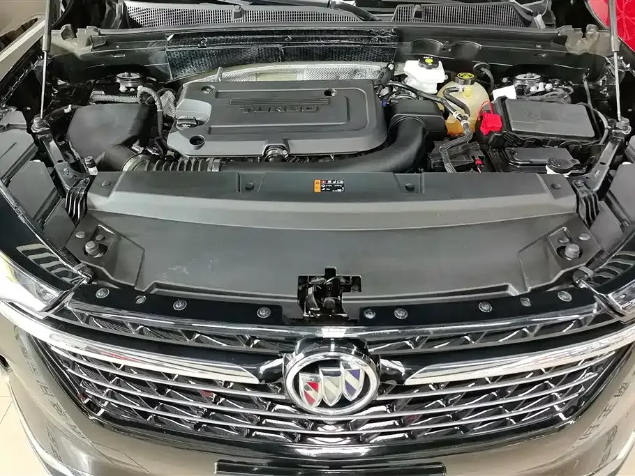 Buick Envision Plus — фото 10