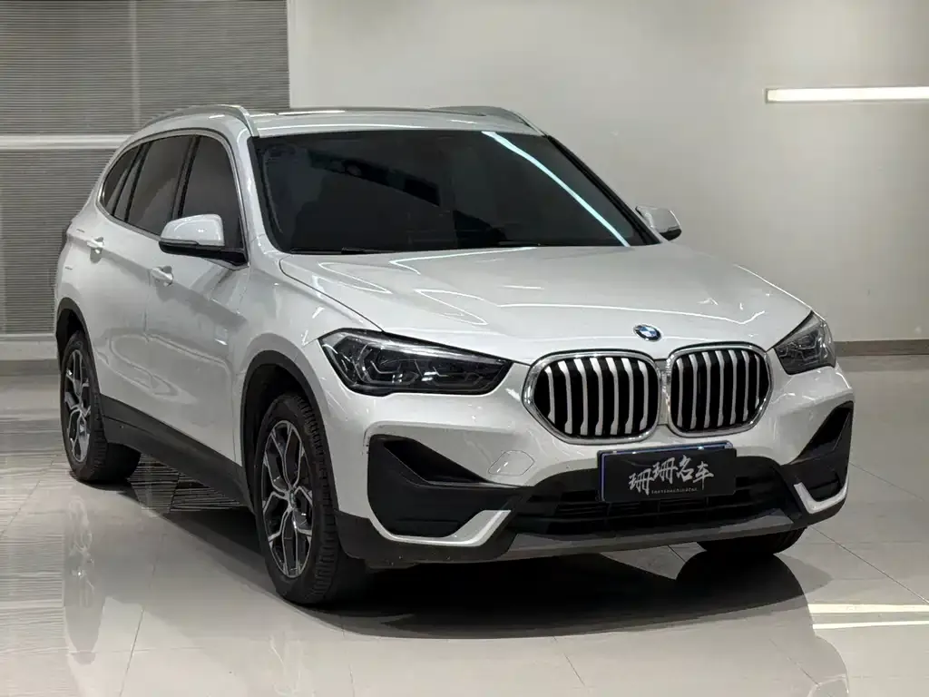 BMW X1 — фото 3