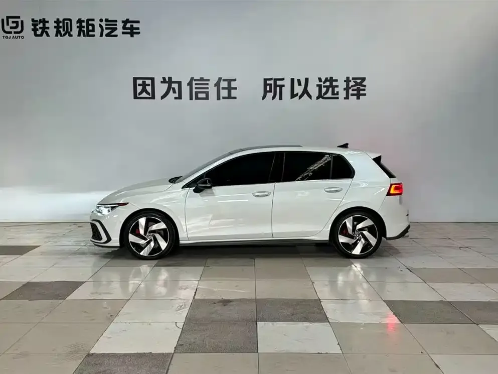 Volkswagen Golf GTI — фото 3