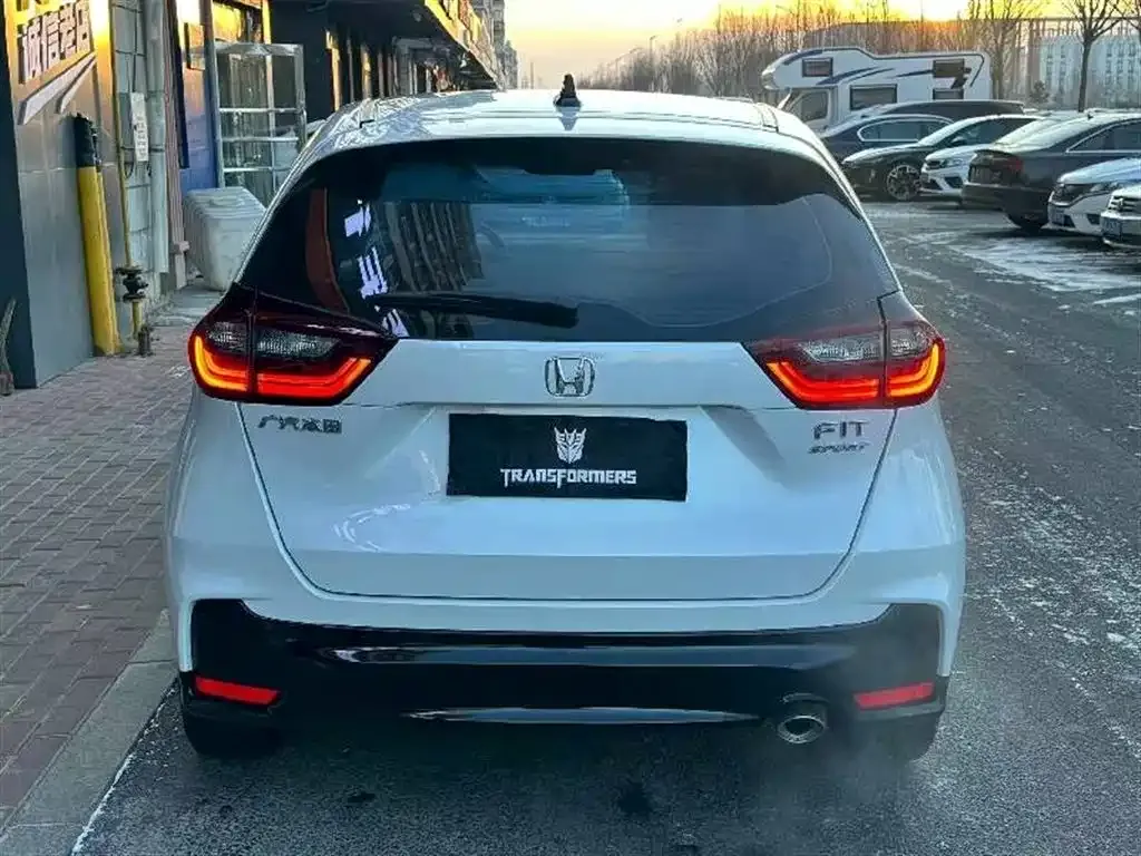 Honda Fit — фото 6