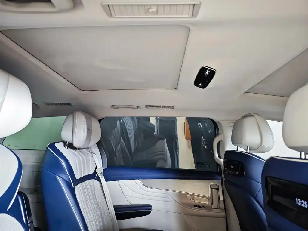Roewe iMAX8 — фото 4