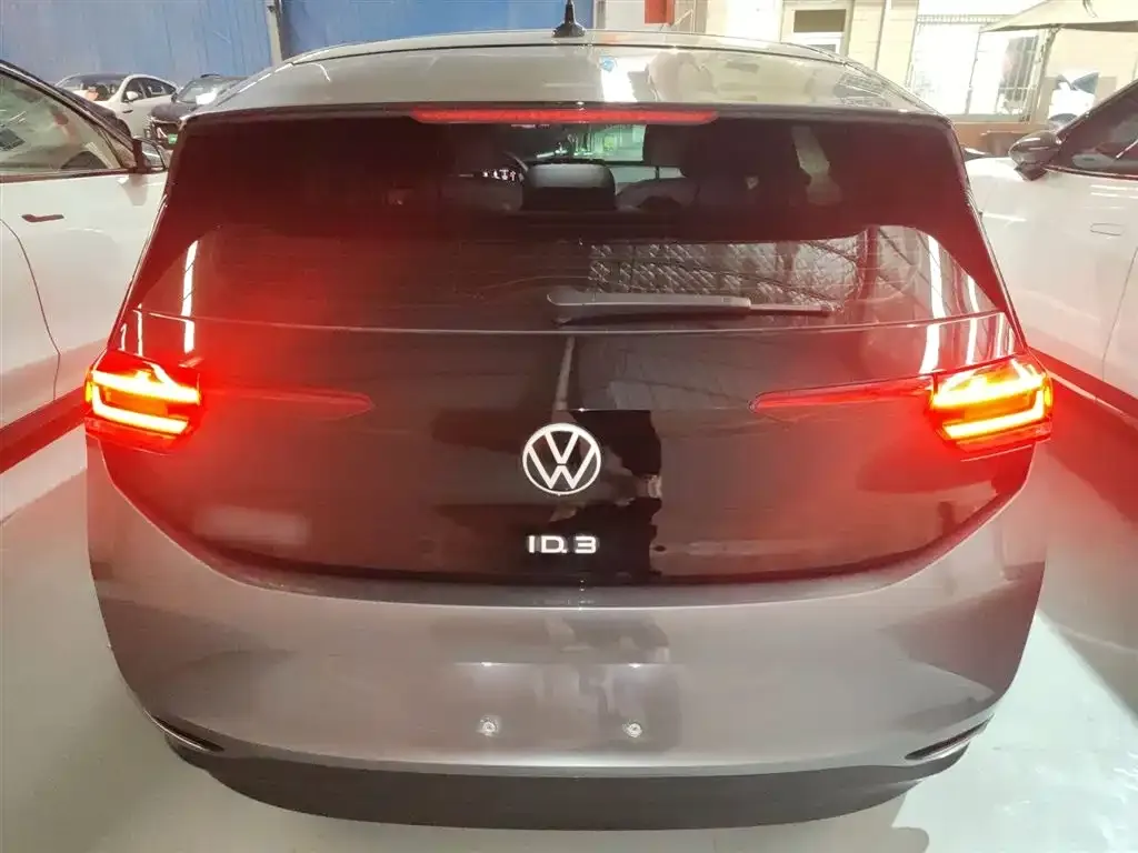 Volkswagen ID.3 — фото 4