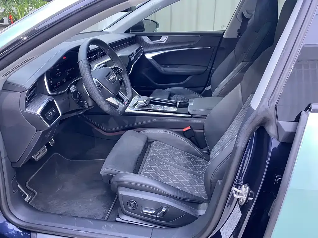 Audi S7 — фото 10