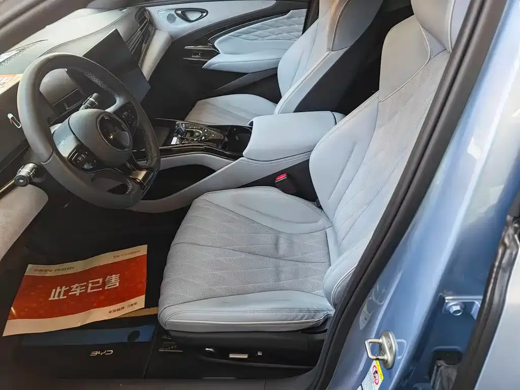 BYD Seal — фото 7