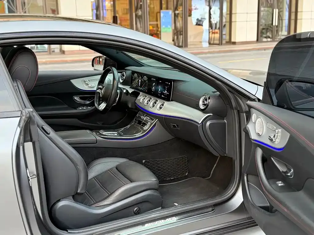 Mercedes-Benz E-Class AMG — фото 9