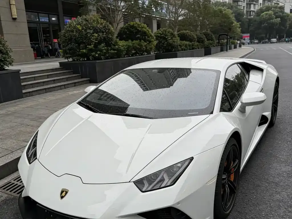Lamborghini Huracan — фото 10