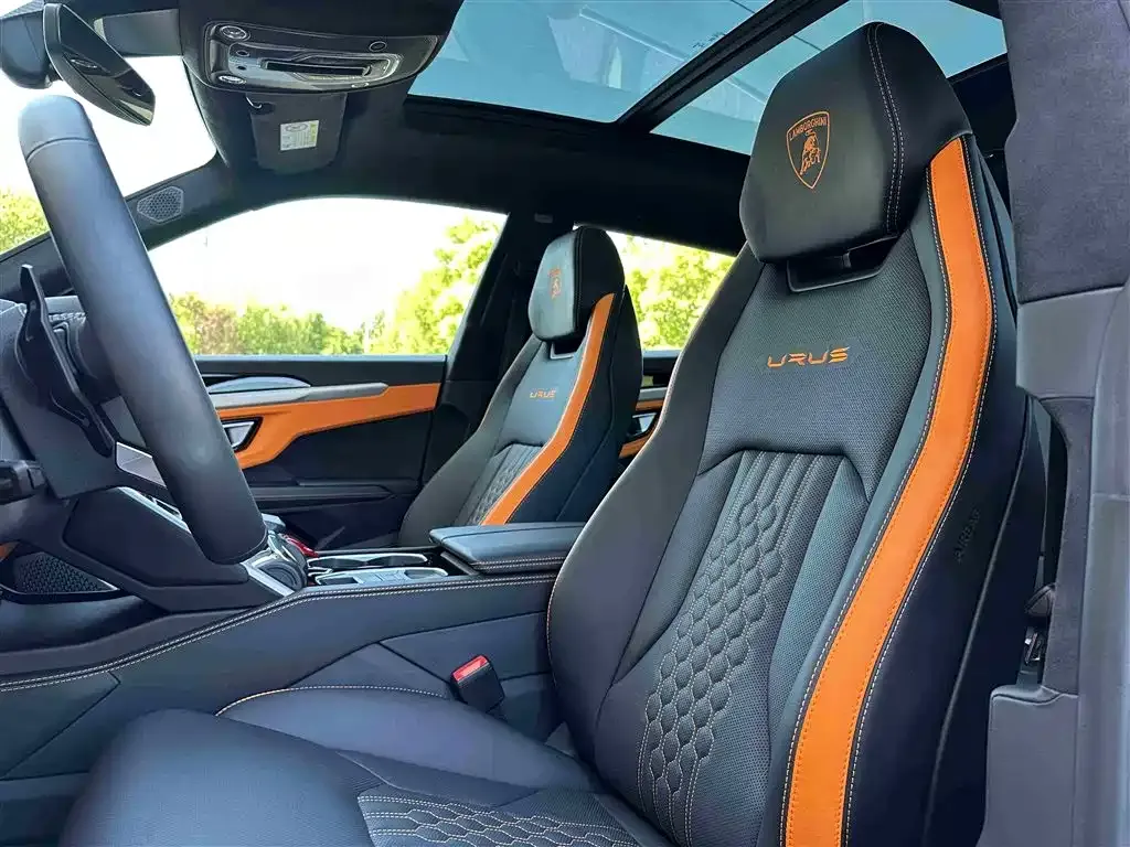 Lamborghini Urus — фото 7