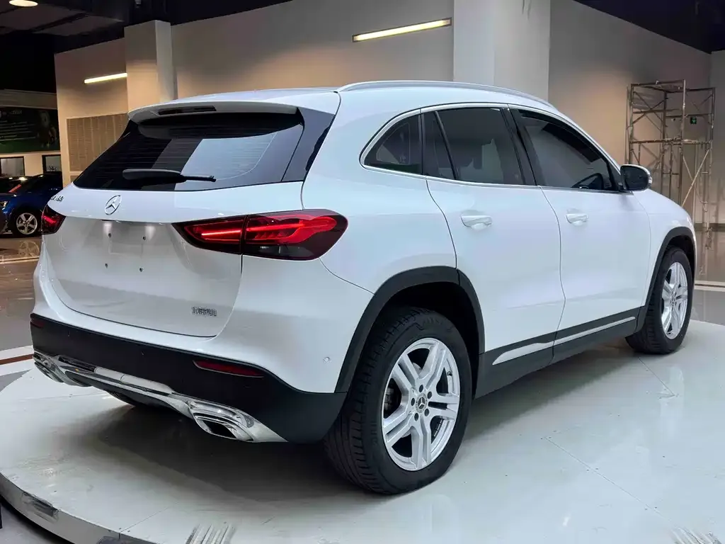Mercedes-Benz GLA — фото 3