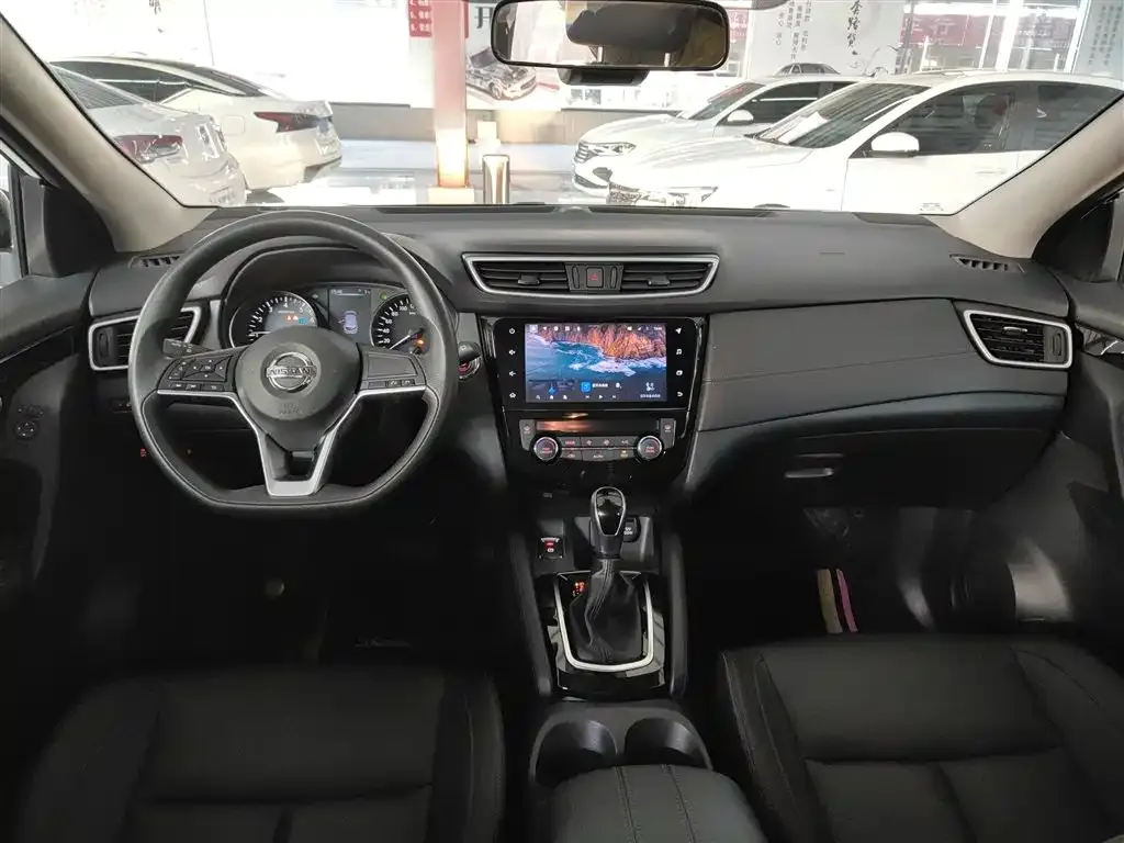 Nissan Qashqai — фото 5