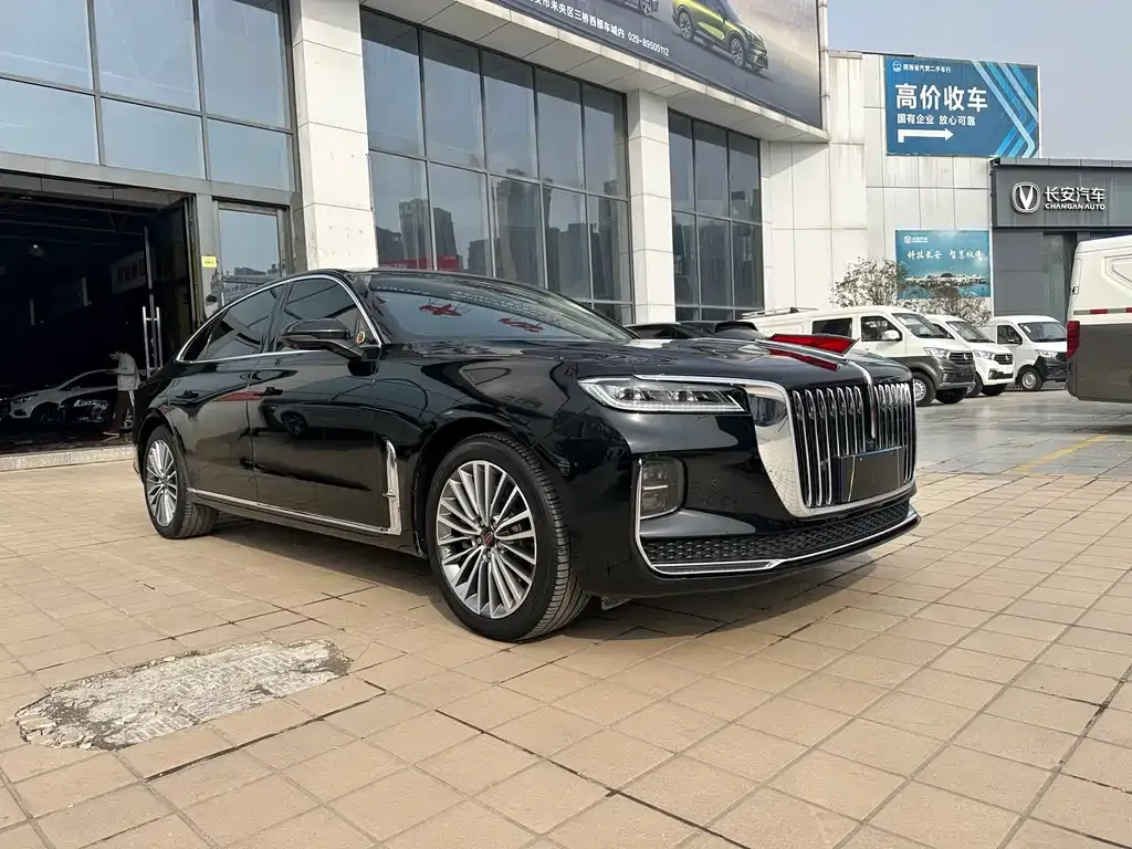 Hongqi H9 — фото 9
