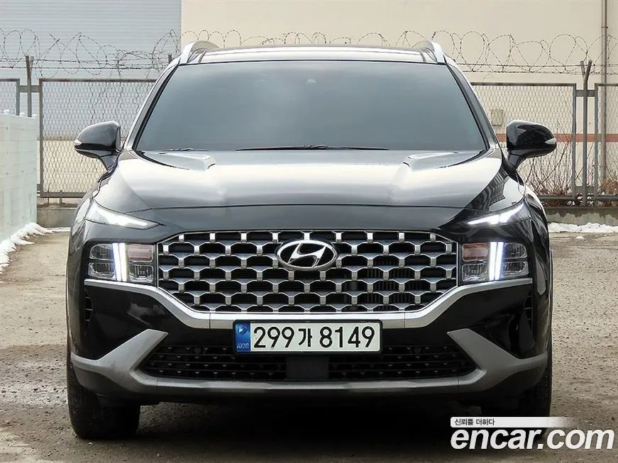 Hyundai Santafe — фото 1