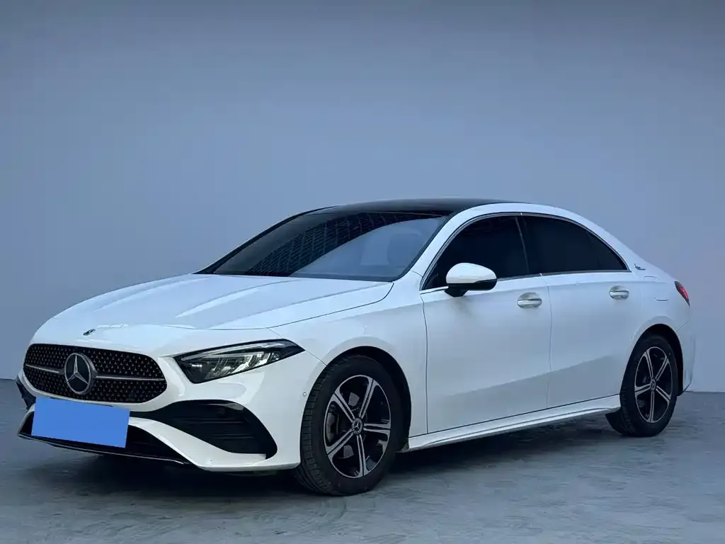 Mercedes-Benz A-Class — фото 1