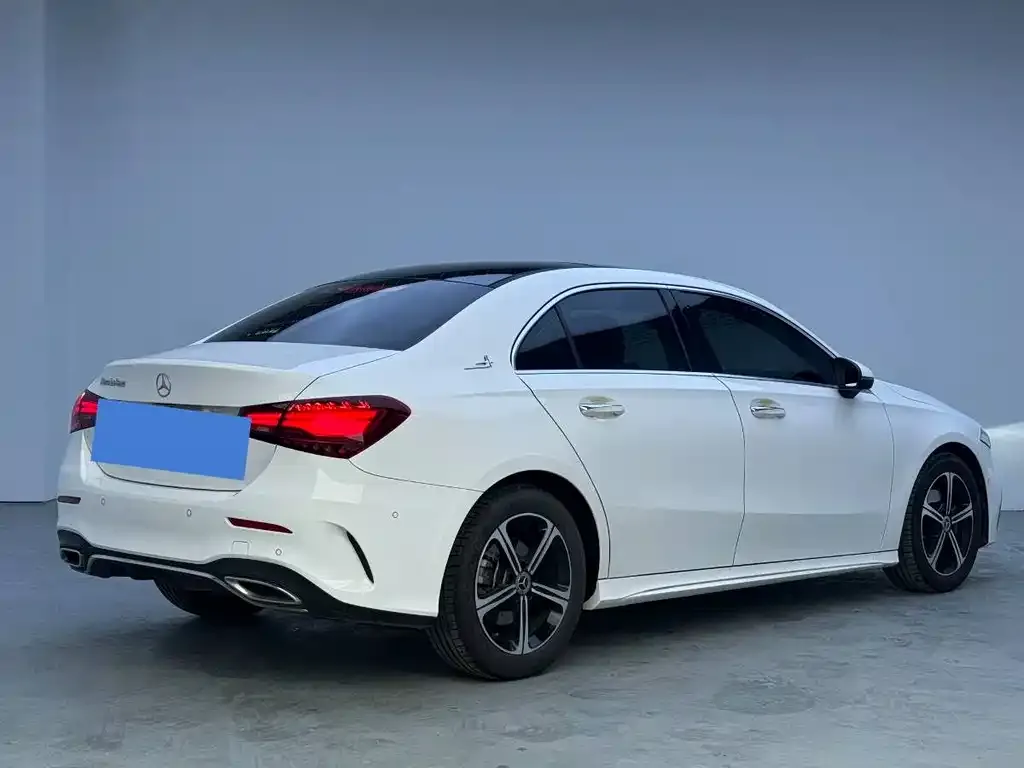 Mercedes-Benz A-Class — фото 9