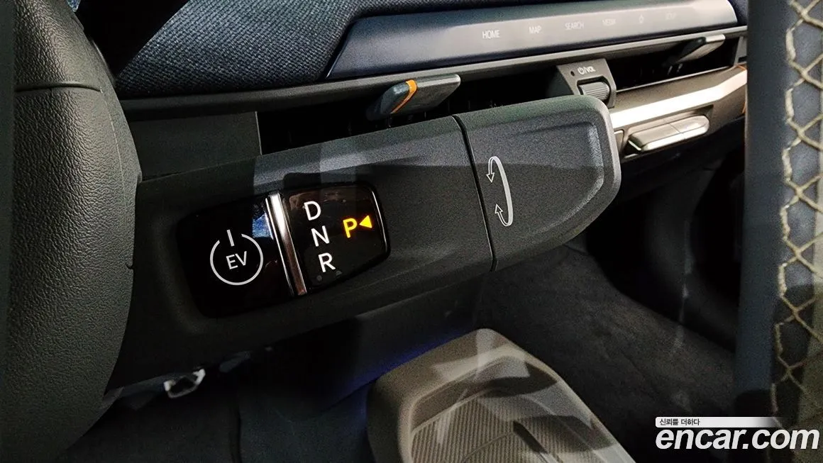 Kia EV3 — фото 6