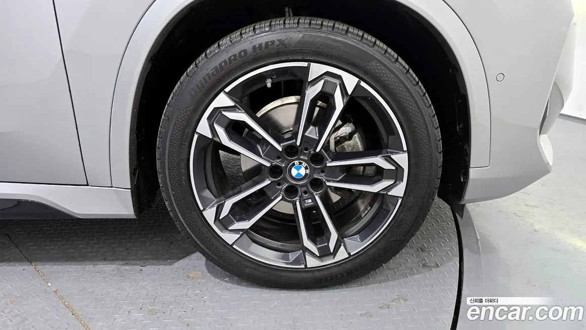 BMW X1 — фото 9