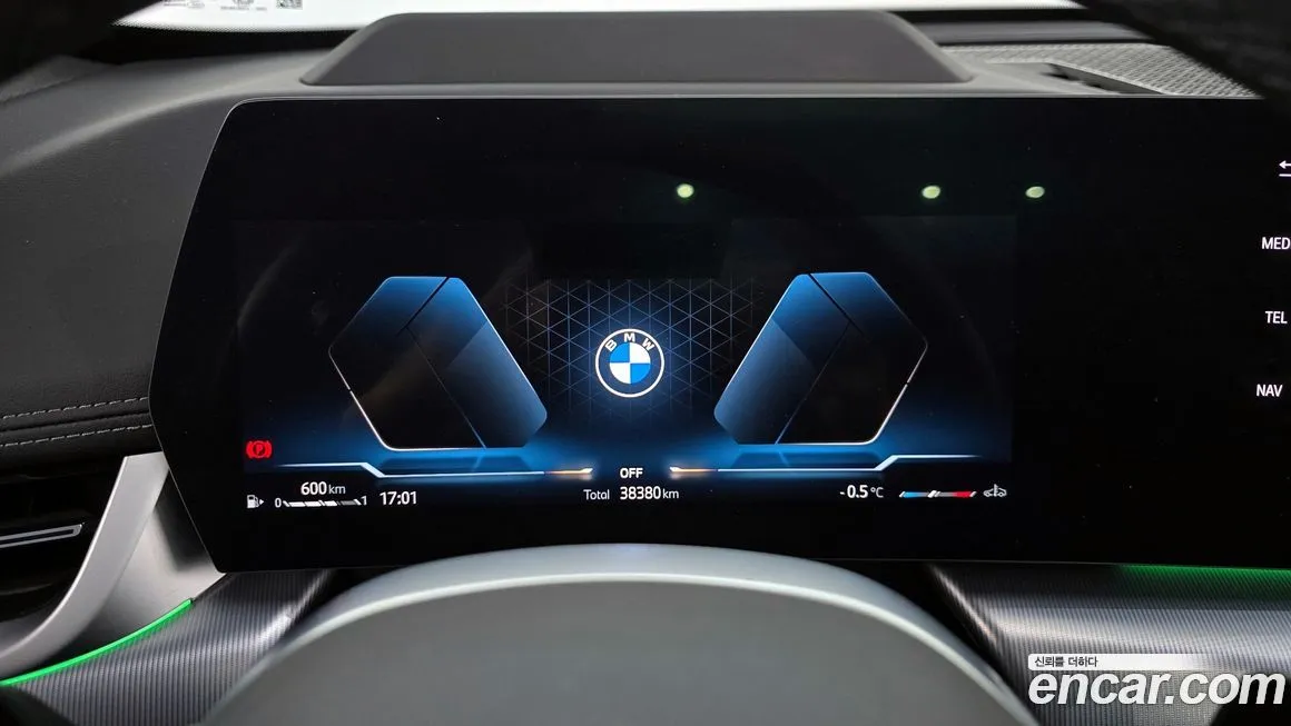 BMW X1 — фото 5