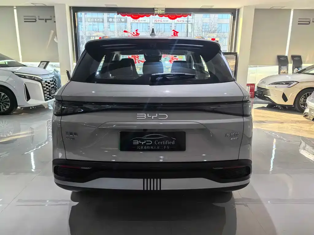 BYD Seal 05 DM-i — фото 8