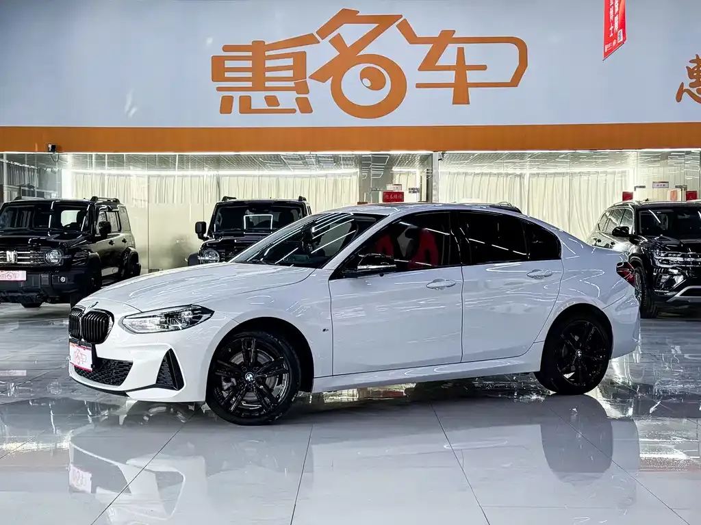 BMW 1 Series — фото 1