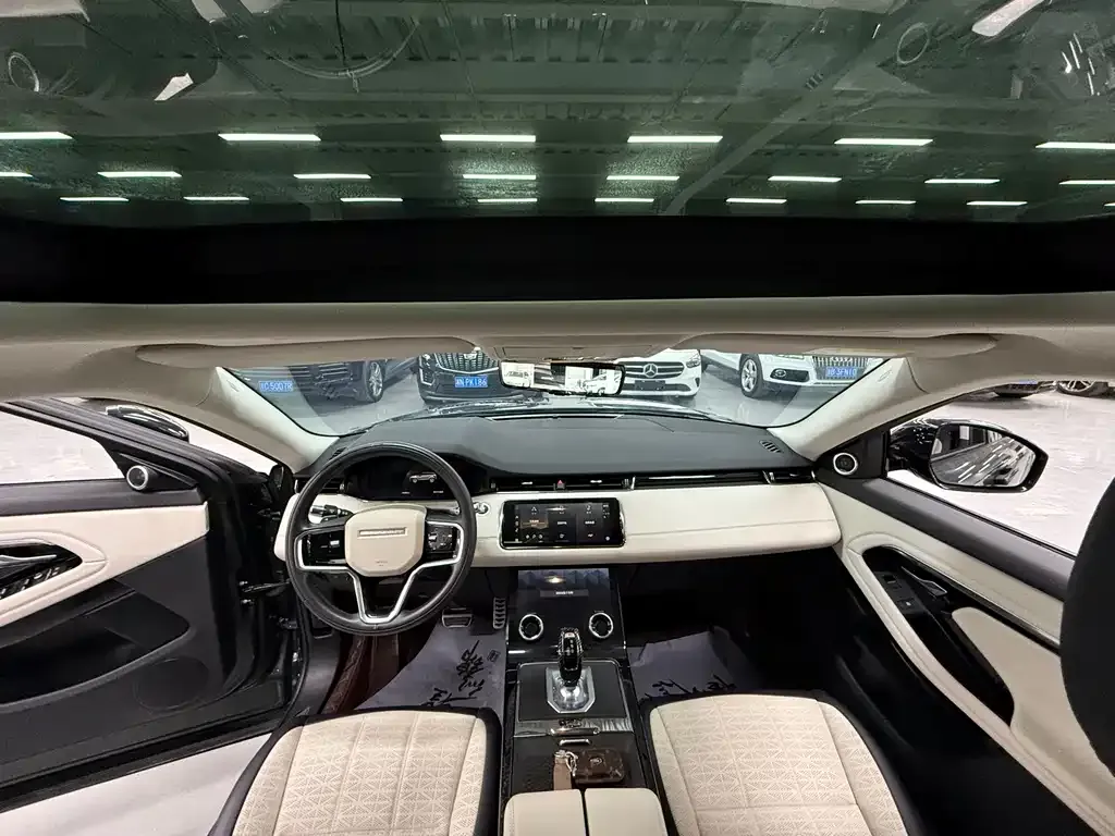 Land Rover Evoque — фото 2