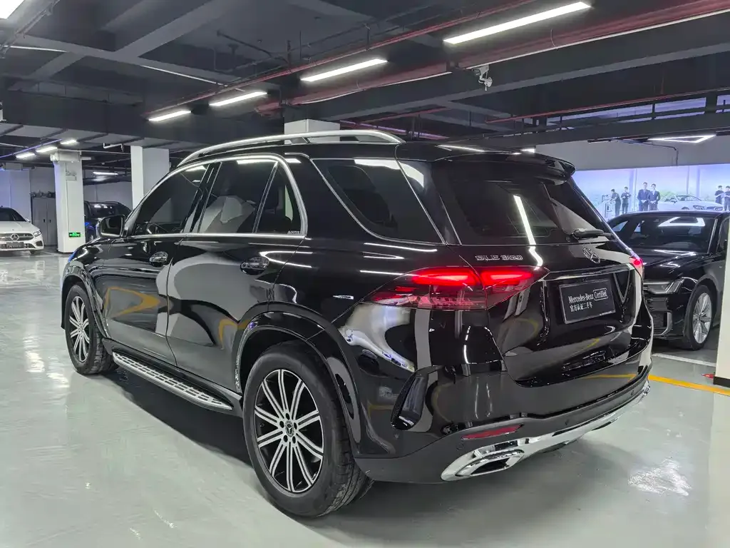 Mercedes-Benz GLE — фото 4