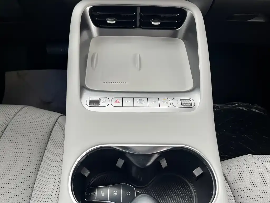 BYD Hiace 06 — фото 3