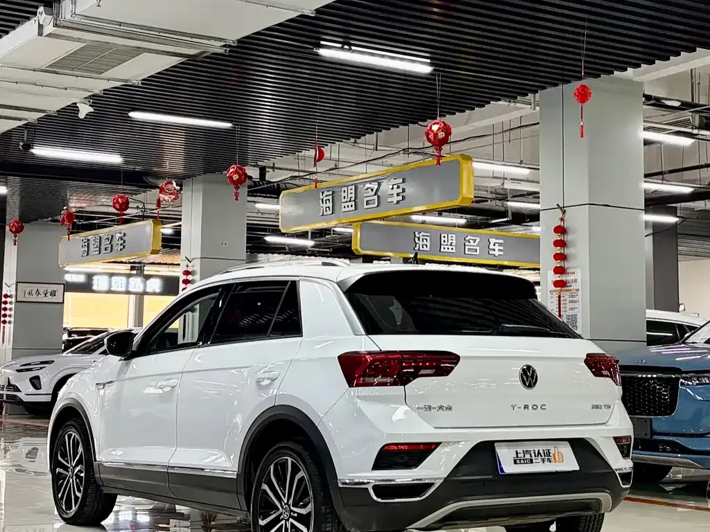 Volkswagen T-Roc — фото 5