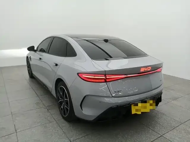 BYD Seal — фото 6