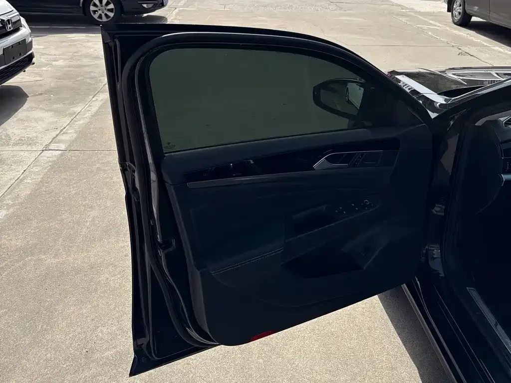 Volkswagen Passat — фото 4