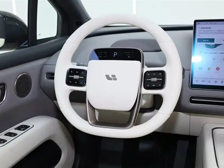 Li Auto i6 — фото 10