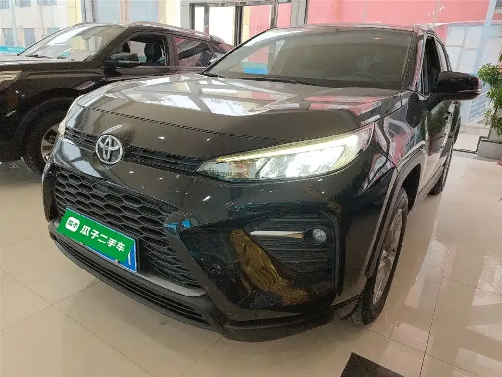 Toyota Wildlander — фото 1