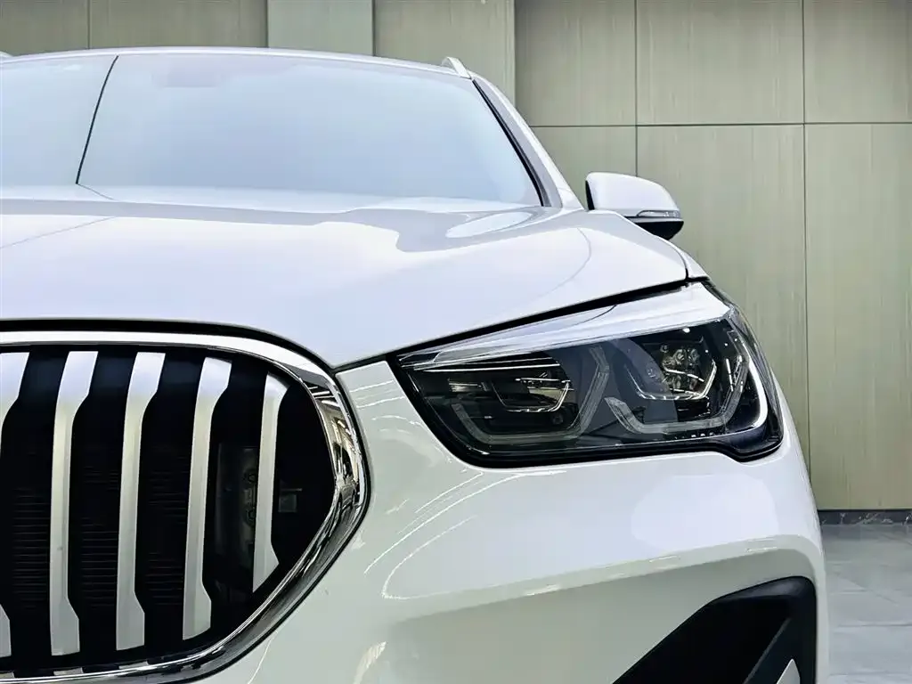 BMW X1 — фото 3