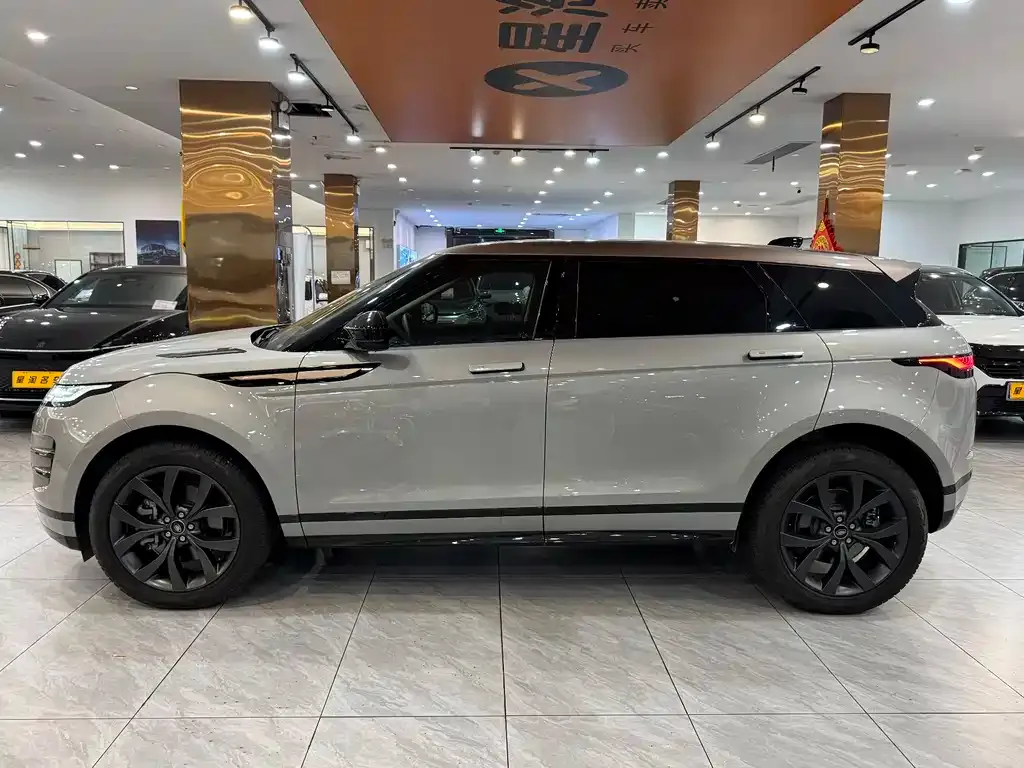 Land Rover Evoque — фото 7
