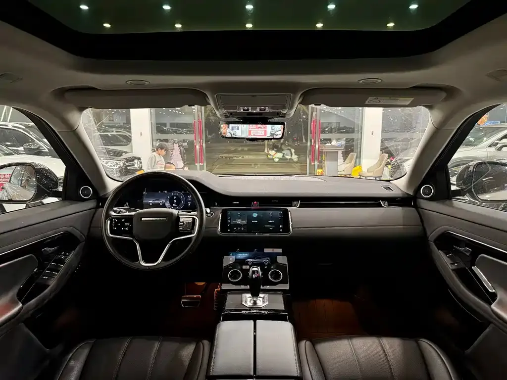 Land Rover Evoque — фото 6