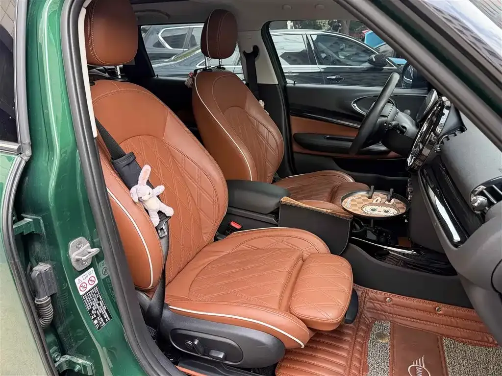 MINI Clubman — фото 5