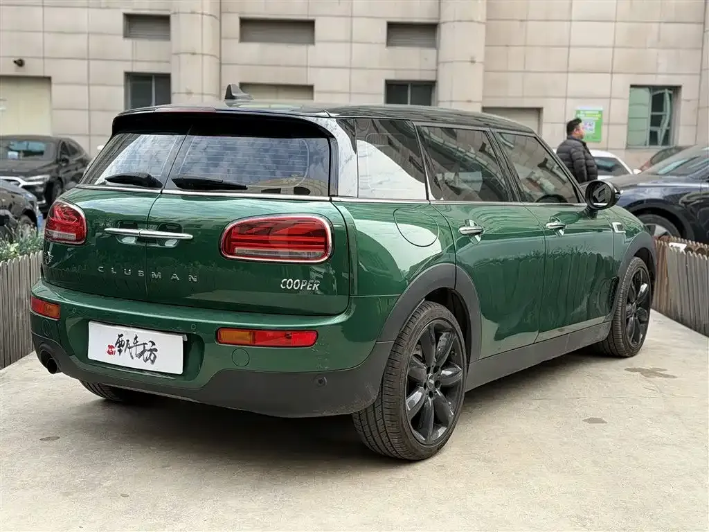 MINI Clubman — фото 7