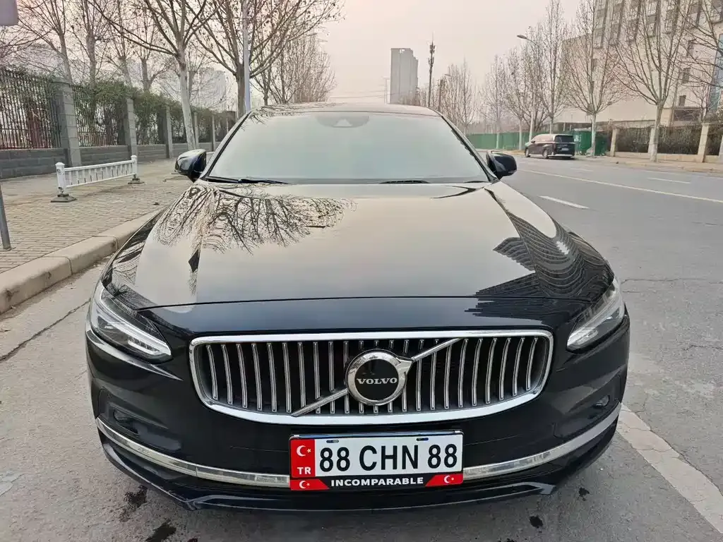 Volvo S90 — фото 9