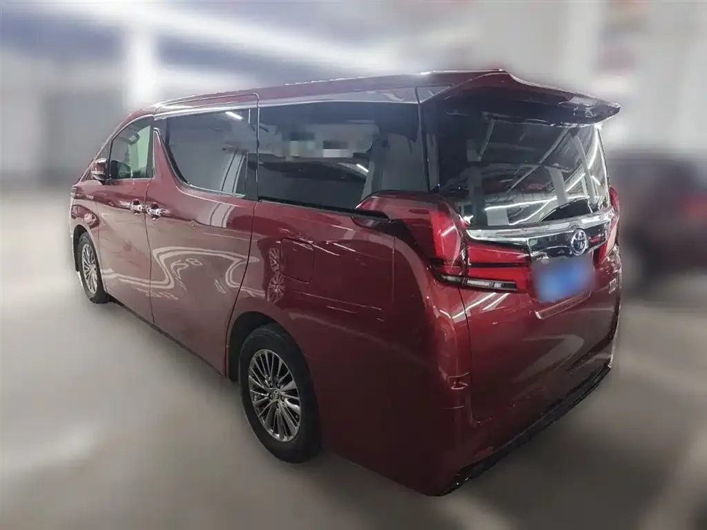 Toyota Alphard — фото 8