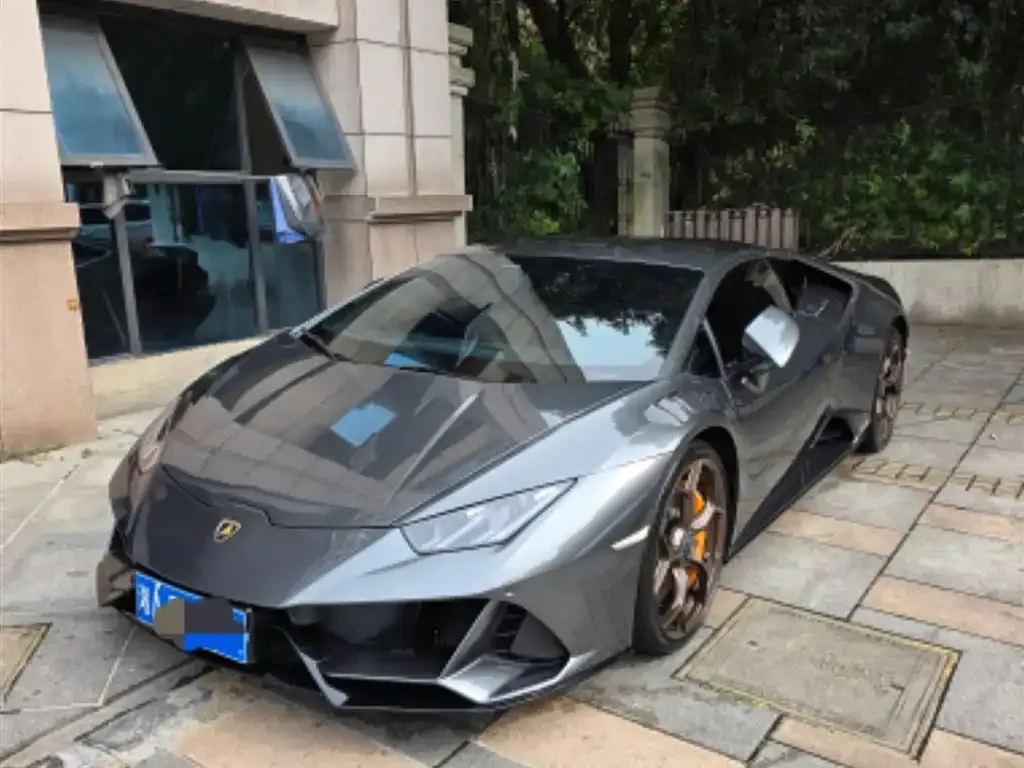 Lamborghini Huracan — фото 1