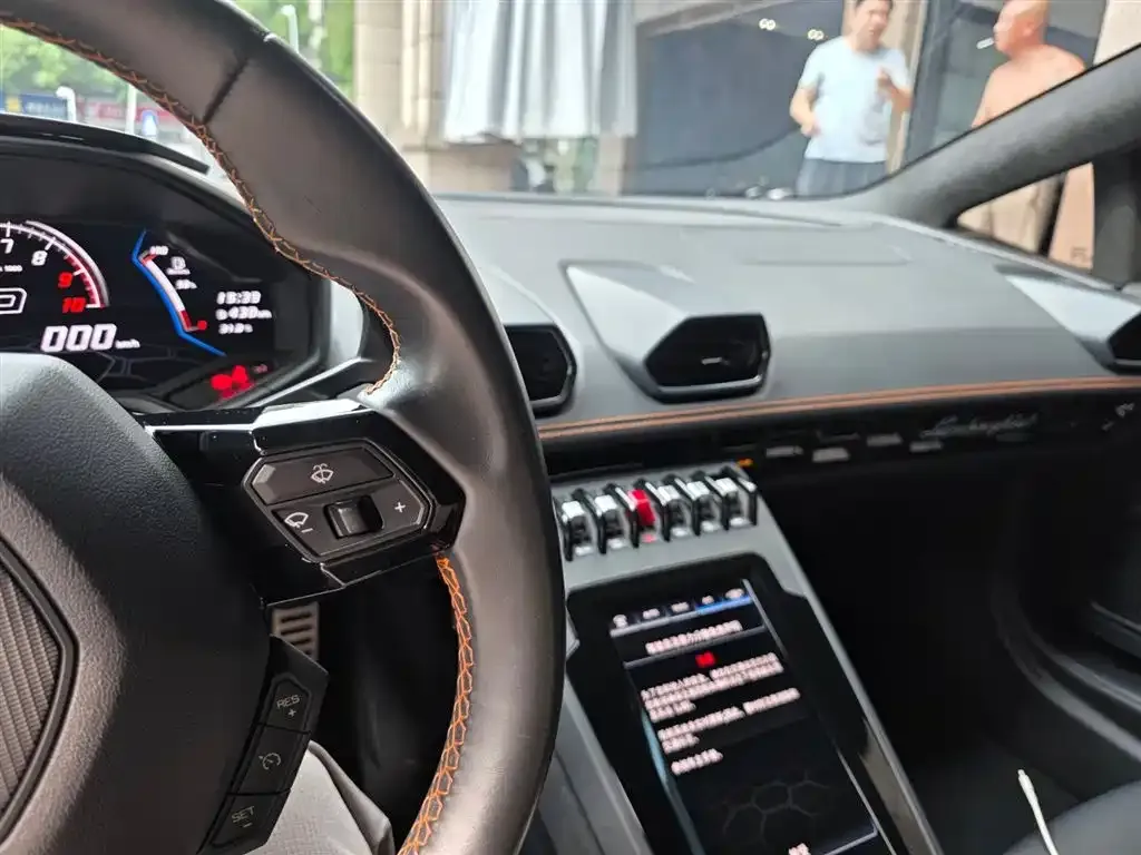 Lamborghini Huracan — фото 2
