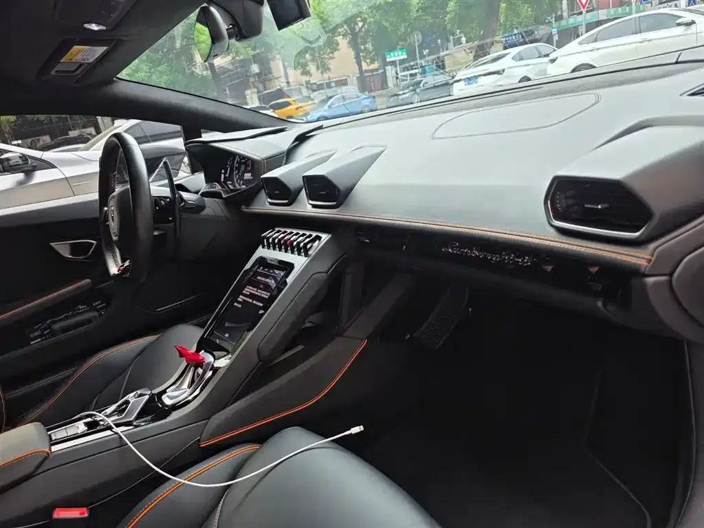 Lamborghini Huracan — фото 8