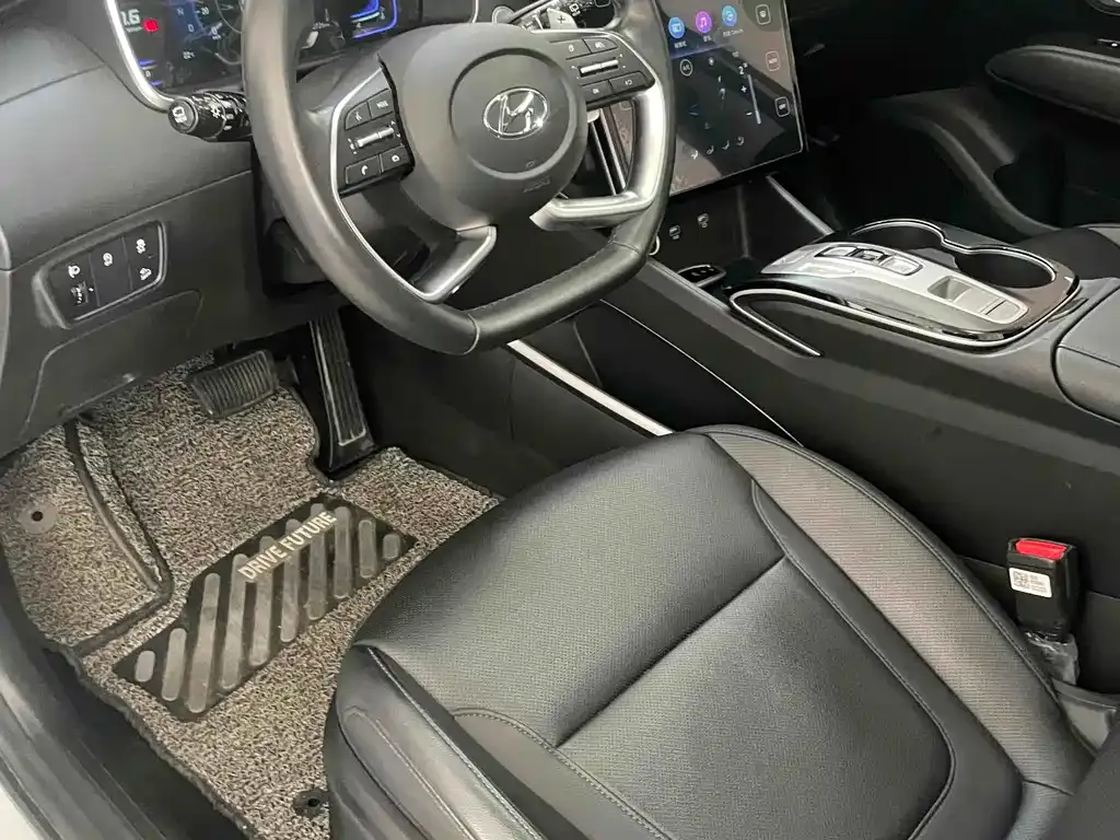 Hyundai Tucson — фото 9