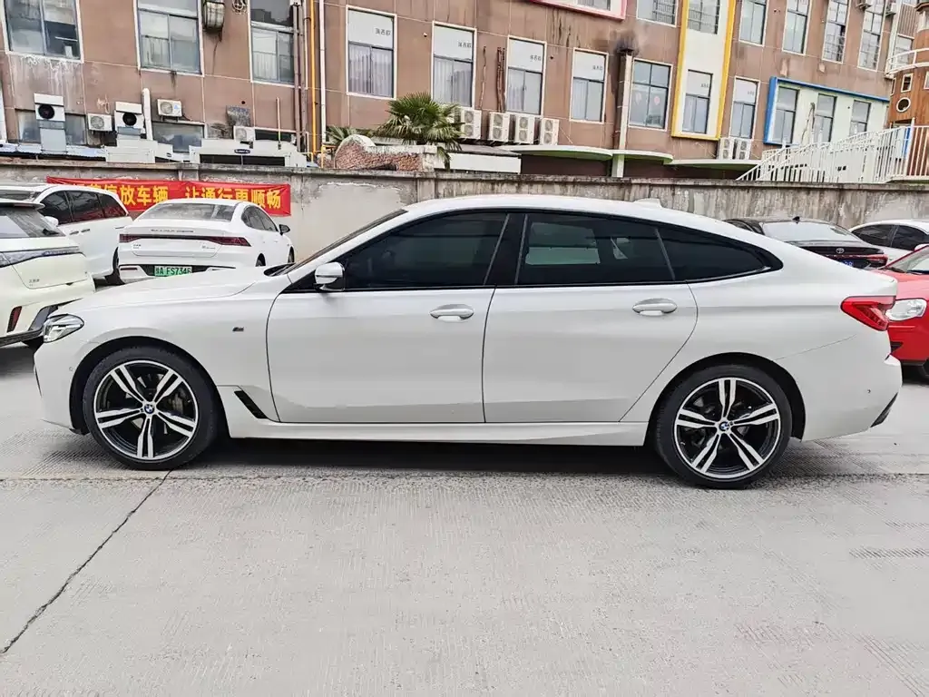 BMW 6 Series GT — фото 6