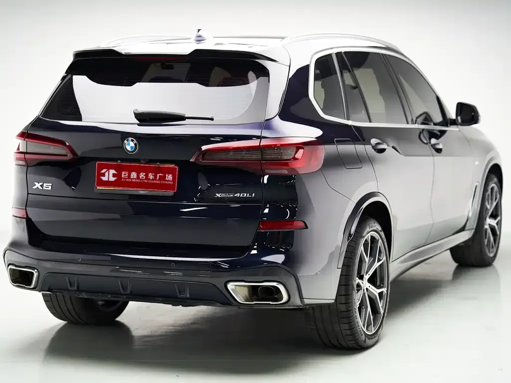 BMW X5 — фото 10