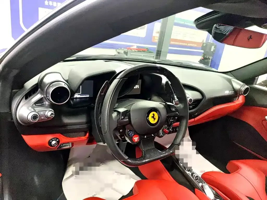 Ferrari F8 — фото 2